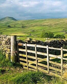 Pen y Ghent Across the Ribble Valley (Ribblesdale)